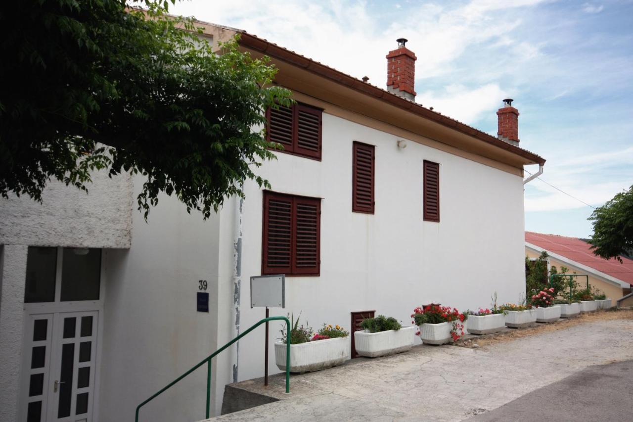 Apartments With A Parking Space Kampor, Rab - 4984 Exteriör bild